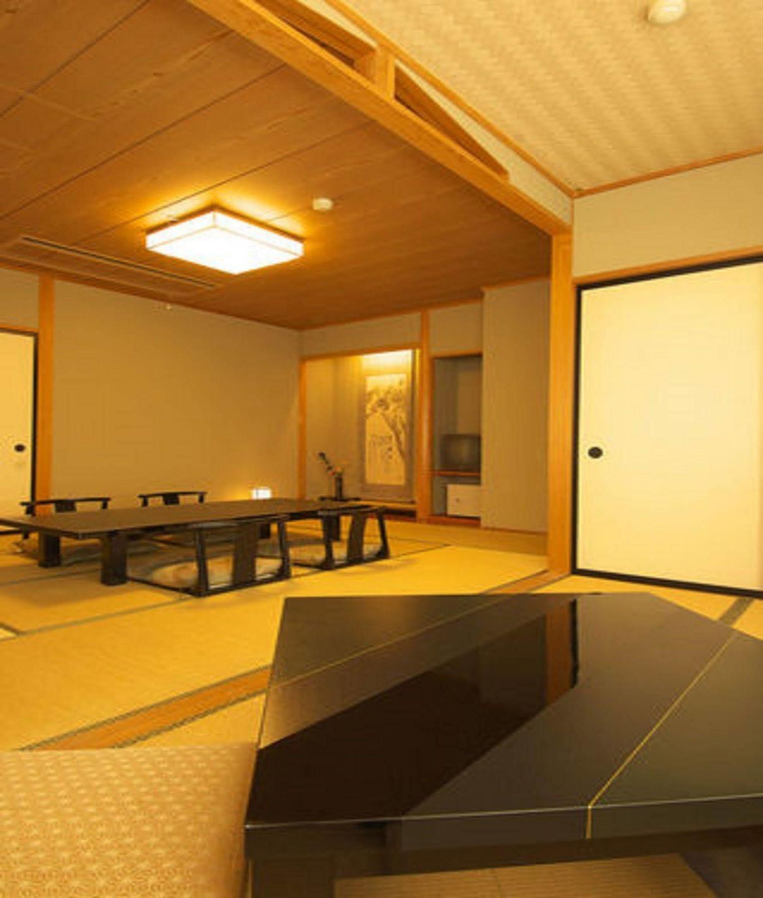 Hotel Ichinoyu Katei Yamanouchi  Zewnętrze zdjęcie