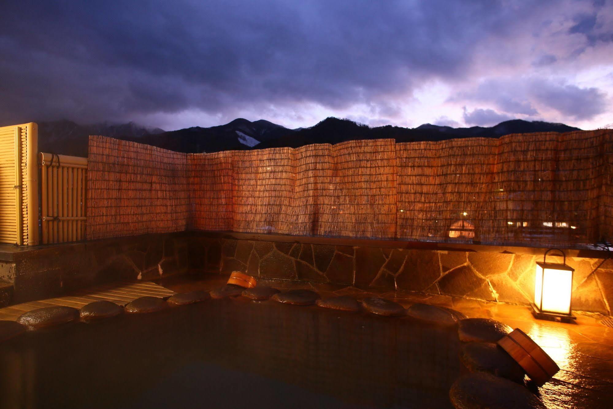 Hotel Ichinoyu Katei Yamanouchi  Zewnętrze zdjęcie